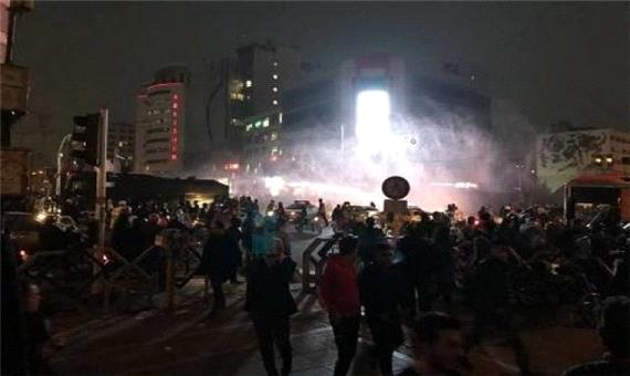 جان باختن 17 نفر از حاضران در اعتراضات کشور/ دستگیری 128 نفر در گیلان