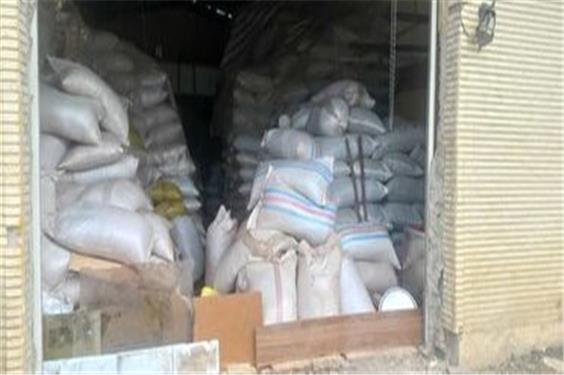 کشف چای خشک احتکار شده در سیاهکل