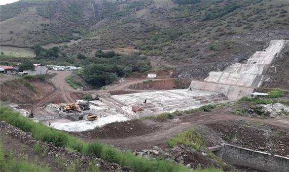 سد دیورش با هدف تأمین آب شهرستان رودبار در حال ساخت است