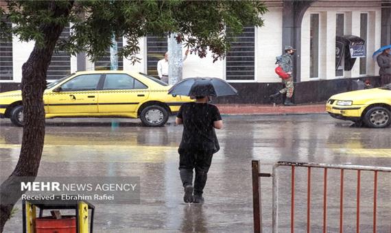 آغاز بارش باران در گیلان از امروز/ دمای هوا 10 درجه کاهش می یابد