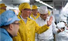 اپل می‌خواهد کارخانجات خودش را هر چه سریع‌تر از چین خارج کند