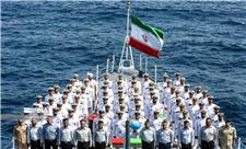 حضور نیروی دریایی ارتش و سپاه در خلیج فارس و دریای خزر مقتدرانه است