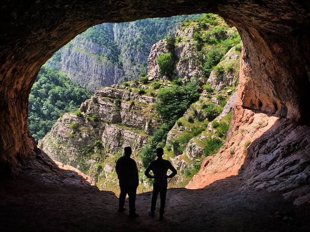 بهره برداری از غار 230 هزار ساله برای موزه و رستوران در گیلان