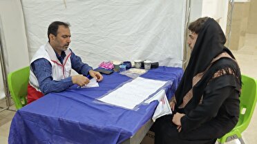 خدمات رسانی امدادگران هلال‌احمر گیلان به زائران اربعین