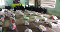 توزیع لوازم ورزشی در مدارس شهرستان صومعه سرا