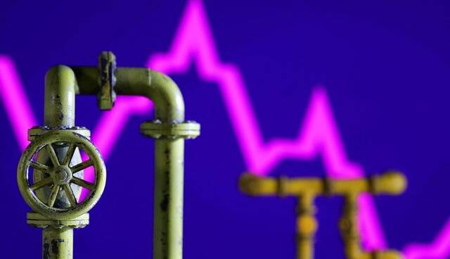 کاهش قیمت نفت با اعلام آتش‌بس غزه