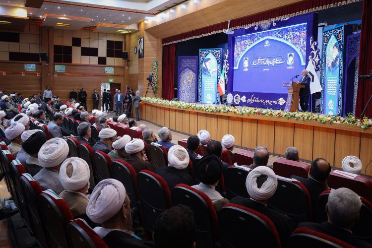 حاجی‌میرزایی: اقامه نماز، تحقق ارزش‌های الهی و پایه‌گذار جامعه اسلامی است
