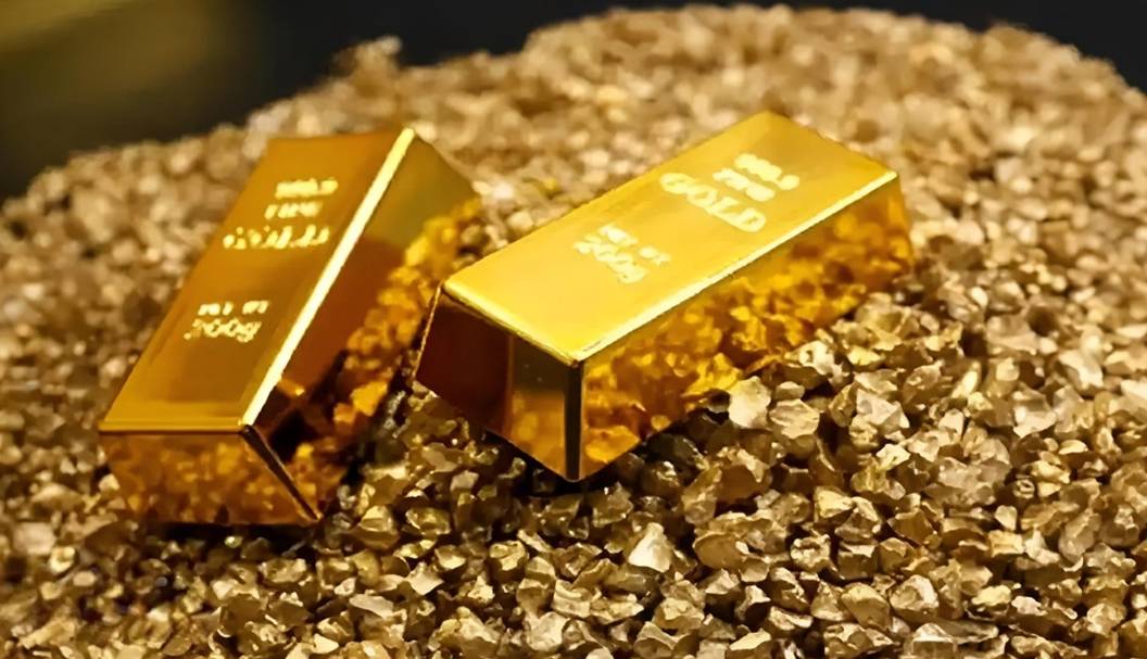 رکورد بی‌سابقه ذخایر طلای پکن؛ ۲۲۹۸ تُن نتیجه ۱۱ ماه خرید بی‌وقفه