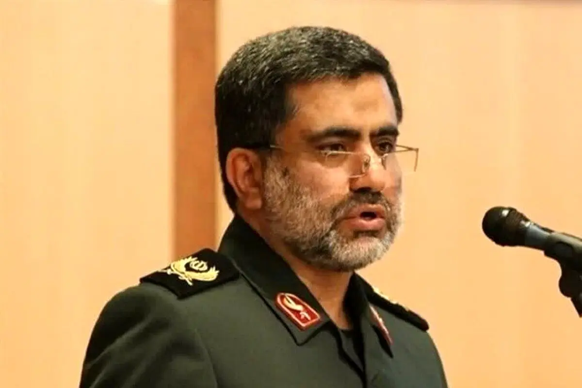 معاون اطلاعات سپاه: سلاح‌های شگفت‌انگیزی داریم که در صورت خطای دشمن به نمایش خواهیم گذاشت