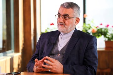 توضیح بروجردی درباره مذاکره‌ موشکی ایران و غرب