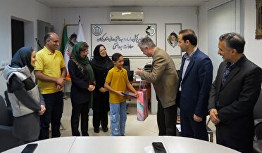 درخشش دانش آموز سیاهکلی در مسابقات کاردستی کشور