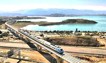 به صدا درآمدن سوت نخستین قطار گردشگری گیلان