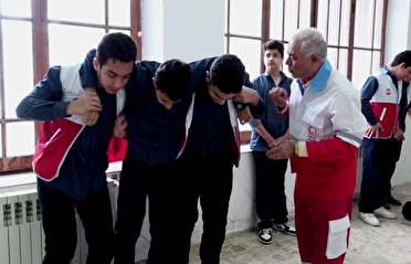 سنجش آمادگی دانش آموزان در بحران‌های احتمالی