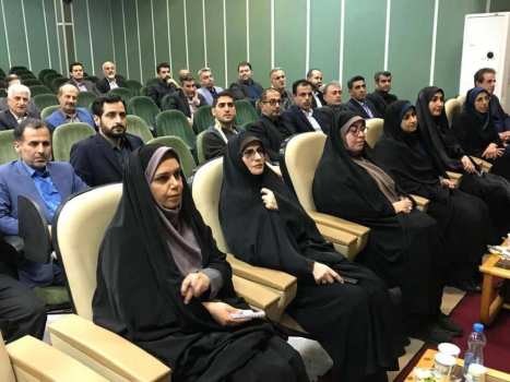 مدیرکل آموزش و پرورش استان در جلسه تخصصی آموزشی و پرورشی با حضور معاونان مناطق ۳۴‌گانه، بر لزوم هماهنگی و هم‌افزایی میان حوزه‌های آموزش و پرورش و توجه جدی به عدالت آموزشی، برنامه‌های صبحگاهی، نماز جماعت، کتابخوانی و مهارت‌آموزی تأکید کرد.