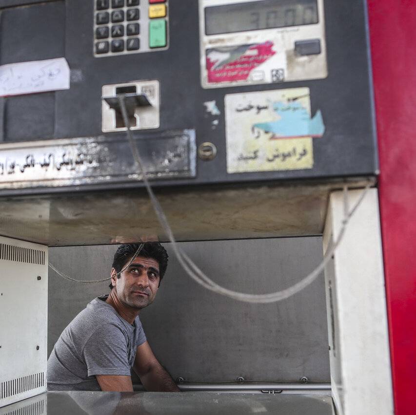 شرکت ملی پخش: کارت‌ سوخت جایگاه‌ها جمع‌آوری نشده‌اند