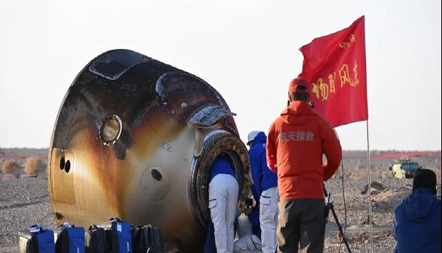 فضانوردان «شنژو ۲۰» به زمین بازگشتند