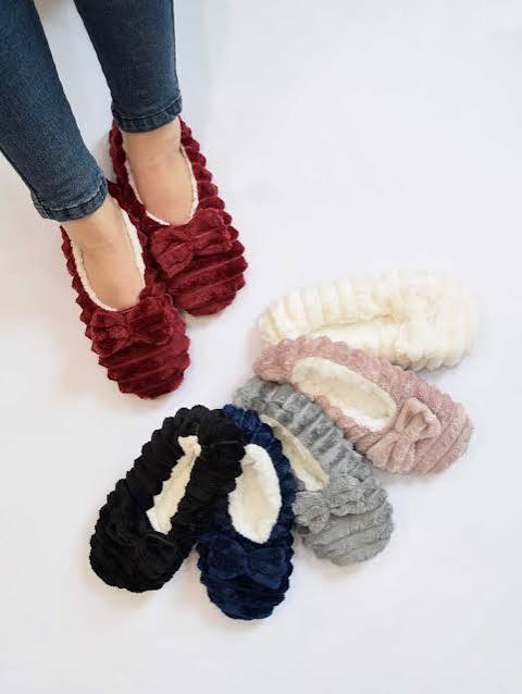 باپارچه های کشی داخل خونه، میتونی یک پاپوش زیبا بدوزی