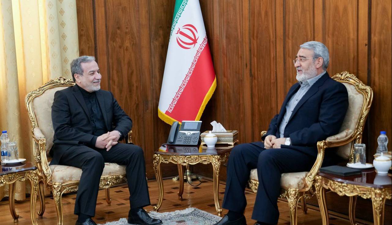 دیدار سفیر ایران در چین با وزیر امور خارجه