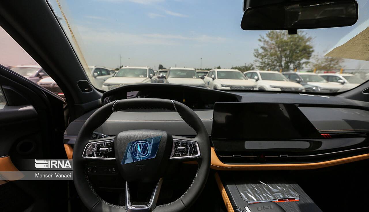 عرضه خودروهای وارداتی از ۲ تا ۴.۸ میلیارد تومان