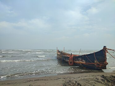 دریای خزر در گیلان نیمه آرام