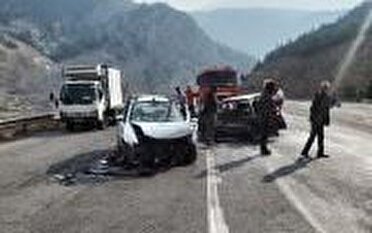 جان باختن ۳ نفر در تصادف رانندگی در جاده قدیم رستم آباد به رودبار