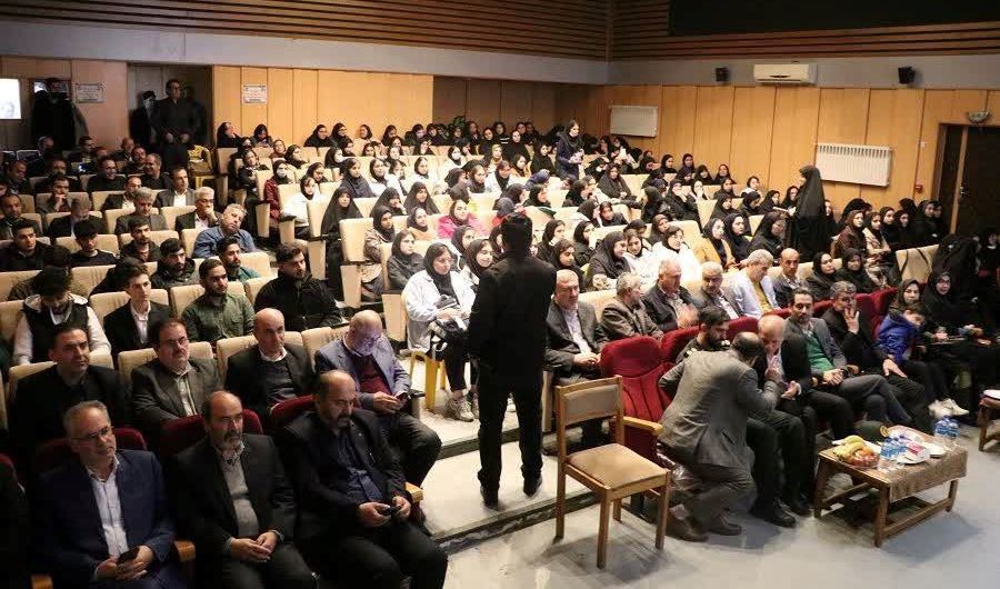 تجلیل از برترین‌های کنکور در شفت