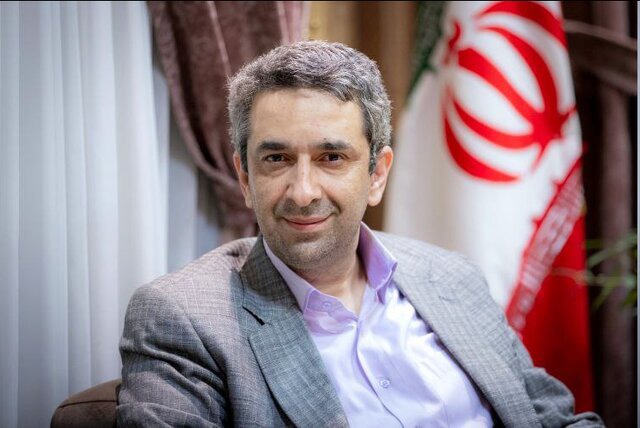 عضو دفتر پزشکیان: نقد گذشته لازم است اما به‌شرط ادب