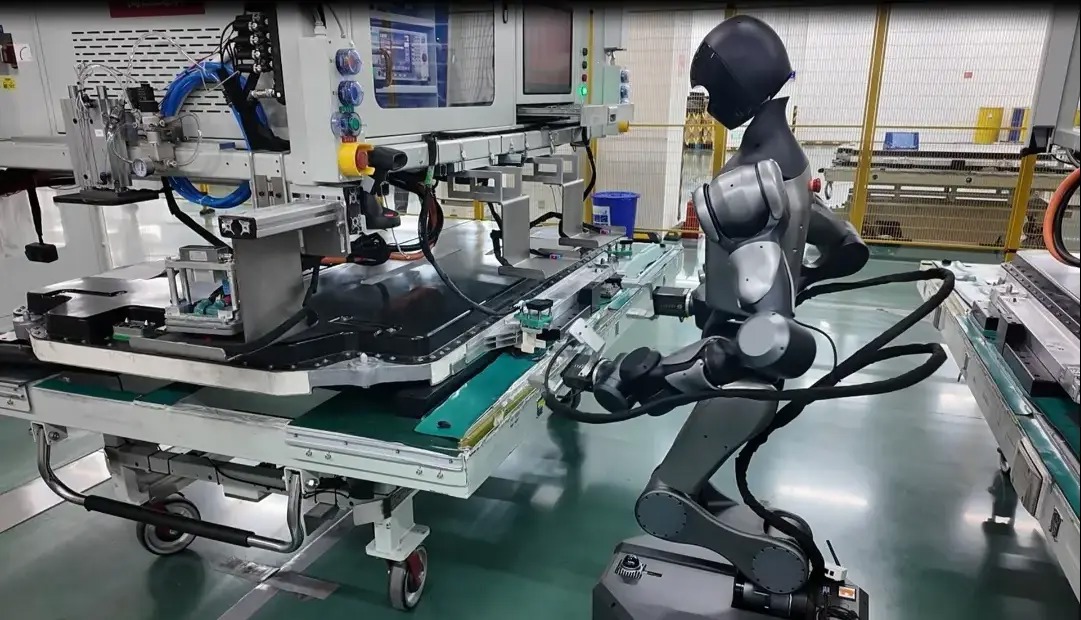 ربات‌های انسان‌نما در کارخانه تولید باتری CATL مستقر شدند