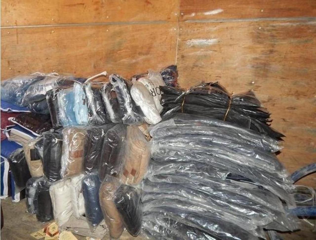 کشف ۲۰ میلیاردی لباس قاچاق در تالش