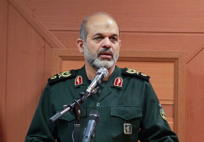 سردار وحیدی: جرات ندارند حزب‌الله را خلع سلاح کنند