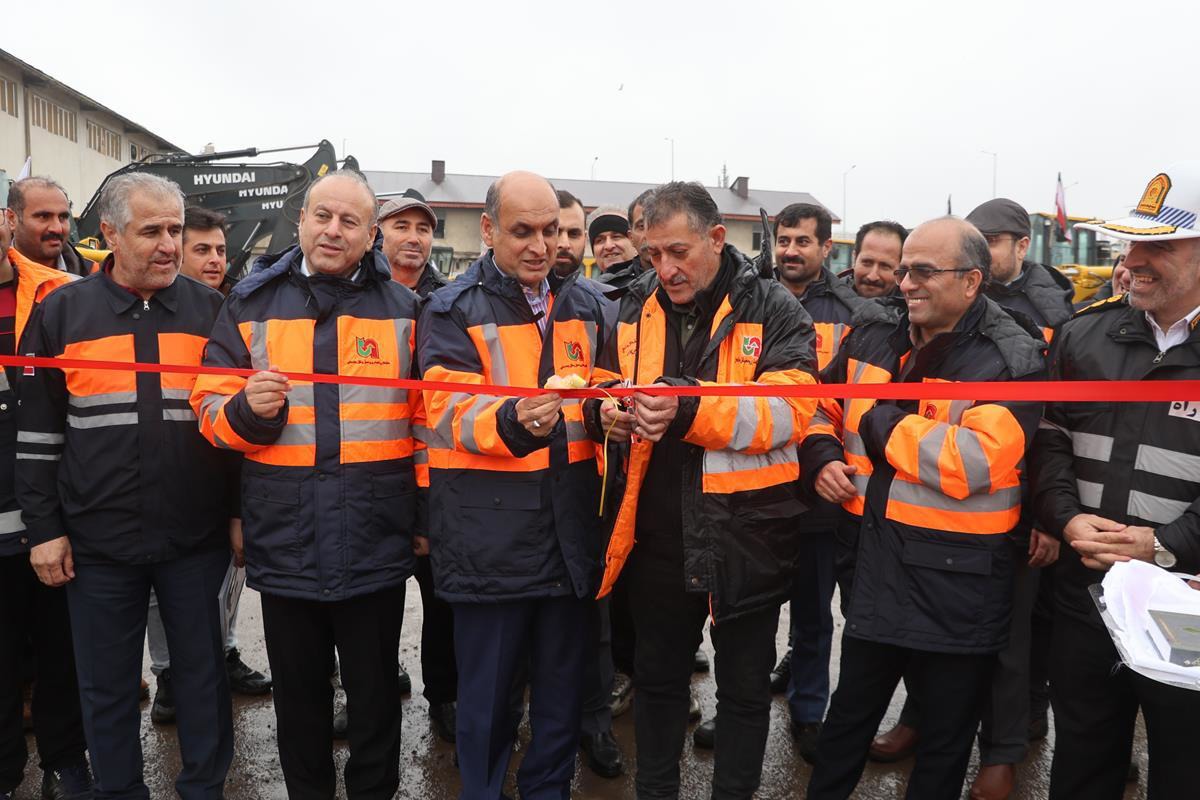 الحاق ۳۲ دستگاه ماشین‌آلات سنگین به ناوگان راهداری گیلان