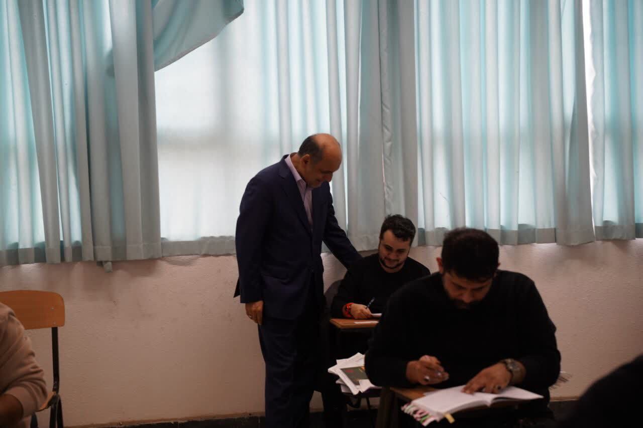 بازدید استاندار گیلان از روند برگزاری آزمون نظام مهندسی ساختمان