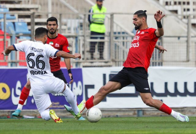 تغییر زمان بازی ملوان انزلی و تراکتور در تبریز