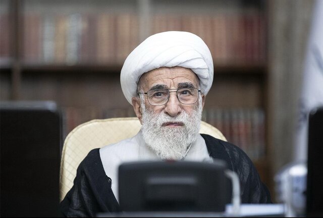 آیت‌الله جنتی: دشمنان به دنبال انتقام از ملت رشید ایران هستند