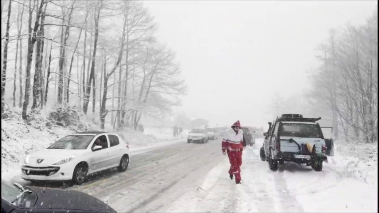 بارش برف محور سیاهکل - دیلمان