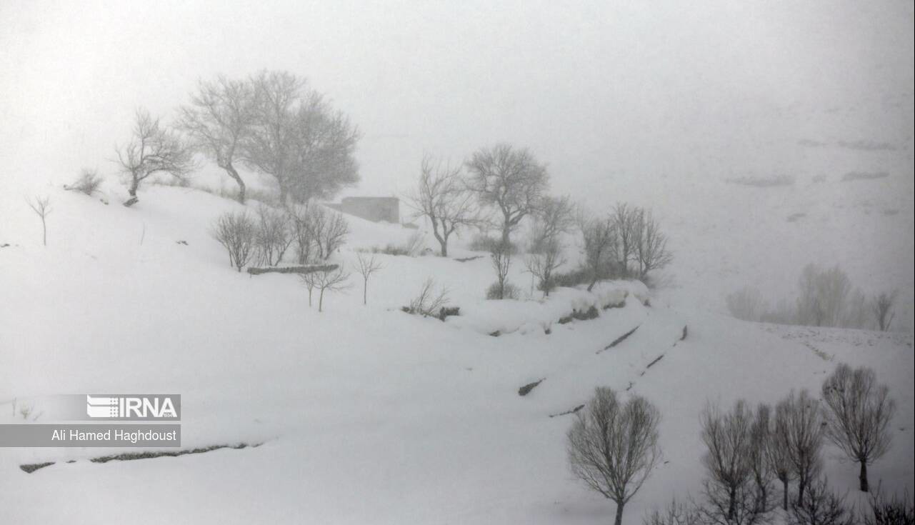 هشدار؛ جاده‌های گیلان برفی و لغزنده است