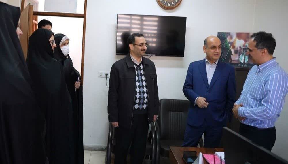 حمایت از نخبگان و فرهنگیان برای اعتلای آموزش