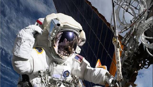 فضاپیماهای آینده از باد و حرکت فضانوردان نیز برق تولید می‌کنند