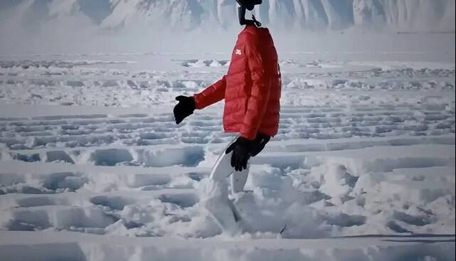 رکوردشکنی ربات‌ انسان‌نمای چینی در یخبندان