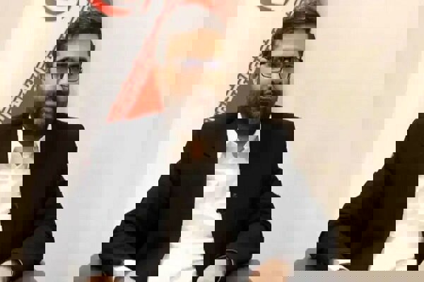 سقاب اصفهانی: اصلاحات اقتصادی بدون گفتگو با مردم به نتیجه نمی‌رسد