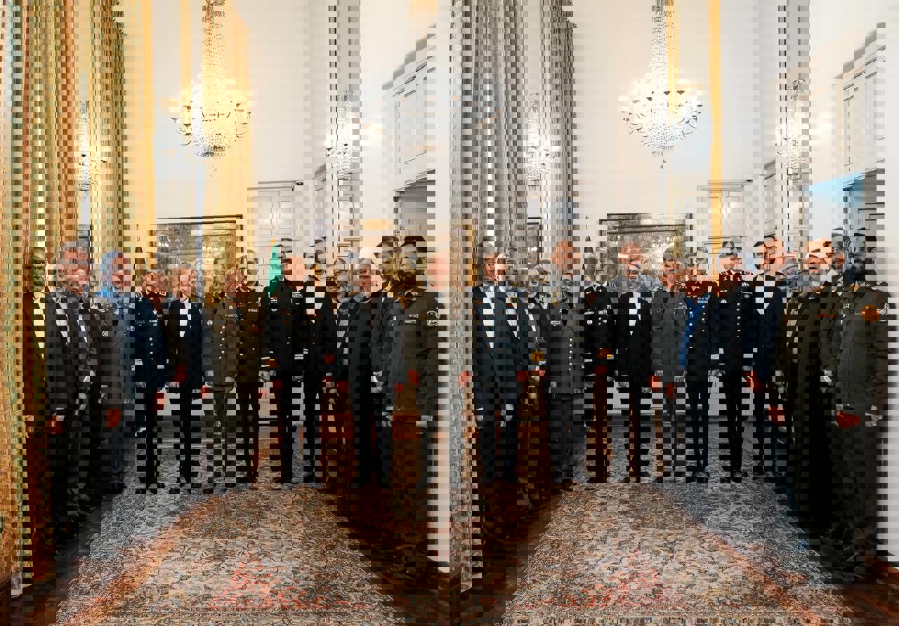 میزبانی وزیر امور خارجه از فرماندهان ارشد ارتش