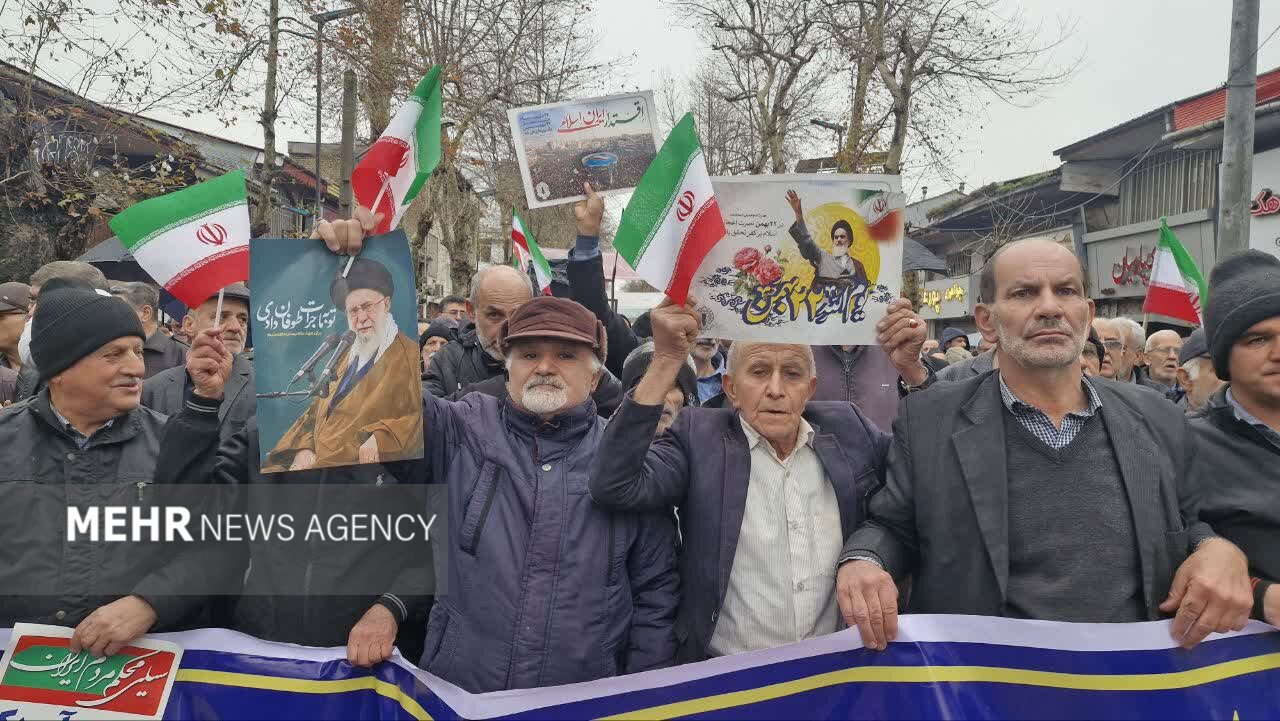 خروش انقلابی مردم لاهیجان در ۲۲ بهمن تماشایی