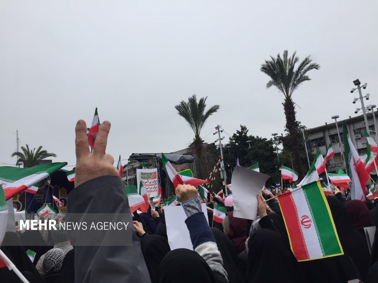 ۴۷ سال بعد از انقلاب؛ در بهار آزادی جای شهدا خالی است