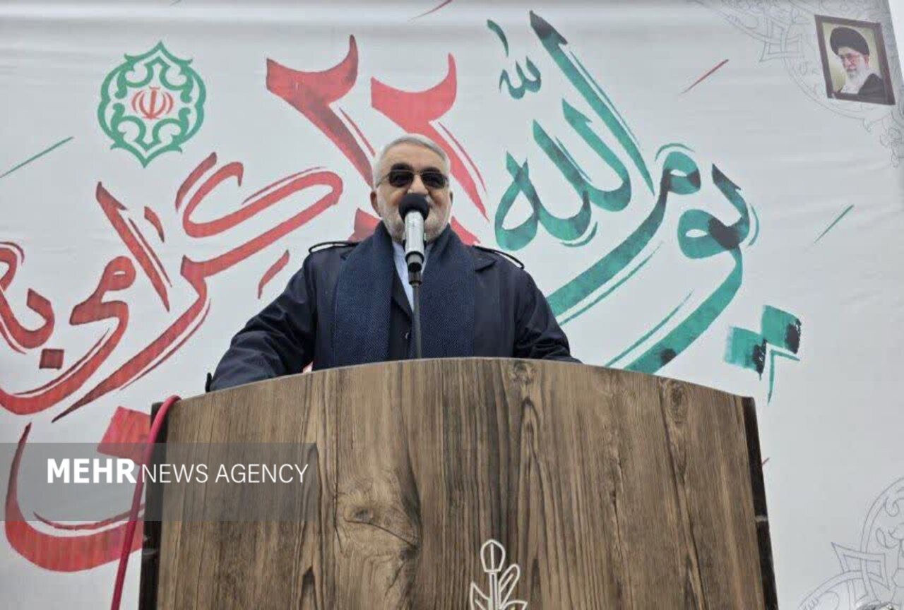 بروجردی: انقلاب اسلامی ایران ملت را از ذلت به اوج عزت رساند