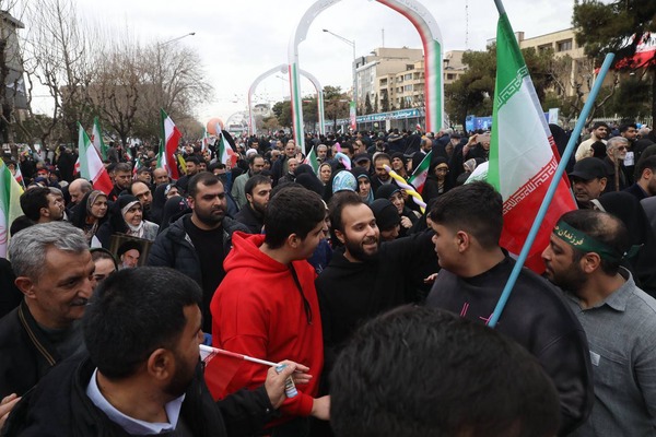 حضور خانواده شهید سلیمانی در راهپیمایی امروز ۲۲ بهمن