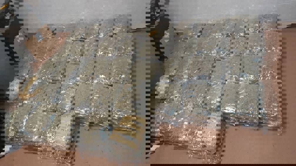 ۷۴ کیلوگرم ماده مخدر «گل» در گمرک آستارا کشف شد