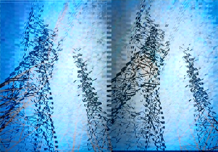 مدیریت صنعت برق برای عبور از پیک تابستان ۱۴۰۵