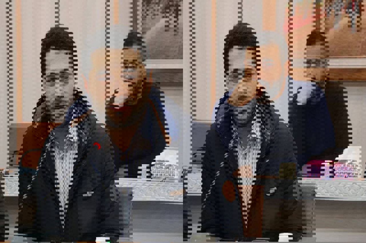 منفرد: خرج کردن خود برای مردم مهمترین شاخص سنجش کارگزاران است