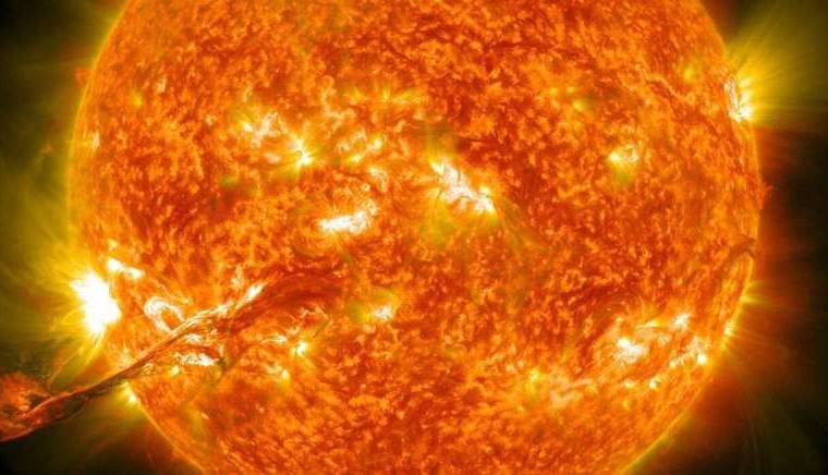 انقلابی در ذخیره انرژی؛ مولکولی که نور خورشید را سال‌ها نگه می‌دارد