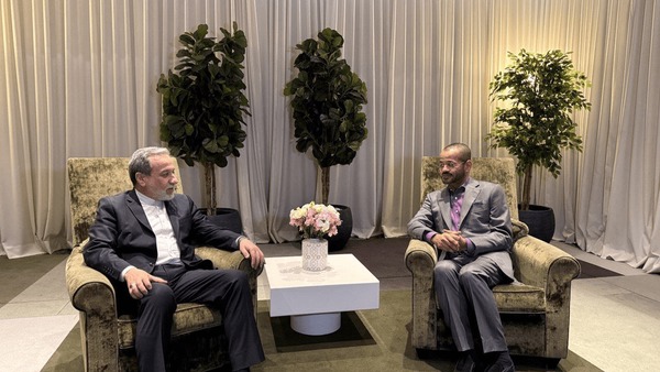 عراقچی در دیدار بامیانجی مذاکرات: موفقیت مذاکره نیازمند جدیت آمریکاست